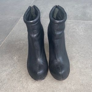 Jeffrey Campbell black leather boots